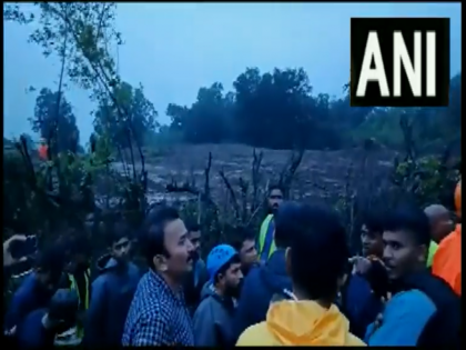 Maharashtra 4 killed in landslide in Raigad district 22 people rescue debris schools and colleges closed | महाराष्ट्रः बारिश के बाद रायगढ़ जिले में भूस्खलन से 4 लोगों की मौत; 22 लोगों को मलबे से निकाला गया, स्कूल-कॉलेज बंद