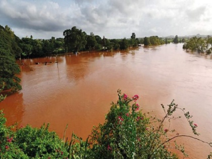 Maharashtra: Panchganga river water rises above danger mark in Kolhapur district | महाराष्ट्र: पंचगंगा नदी का पानी खतरे के निशान से ऊपर, 23 गांव से हजारों लोगों को सुरक्षित स्थान पहुंचाया गया