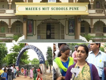 Maharashtra: Maeer's MIT School, Pune stage protest over school's diktat for girl students to wear innerwear of specific colour | पुणे एमआईटी स्कूल का आदेश, छात्राएं केवल सफेद और बेज रंग का पहने इनरवियर