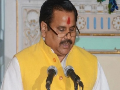 UP Jal Shakti minister And state BJP chief tests coronavirus positive after minister's death | योगी सरकार में जल शक्ति मंत्री डॉक्टर महेंद्र सिंह भी पाए गए कोरोना संक्रमित, लखनऊ में थे CM शिवराज के साथ