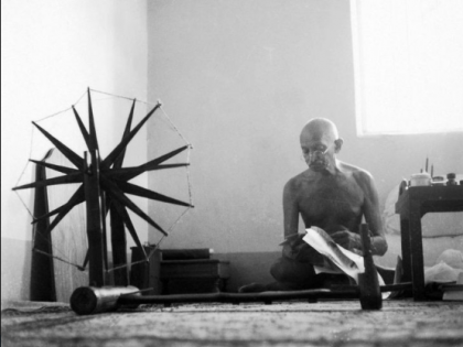 Gandhi Jayanti 2023 Some unheard truths related to the life of the Father of the Nation you will be shocked if you know | Gandhi jayanti 2023: राष्ट्रपिता के जीवन से जुड़े कुछ अनसुने सच, जानेंगे तो हो जाएंगे शॉक Gandhi Jayanti 2023 Some unheard truths related to the life of the Father of the Nation you will be shocked if you know | Gandhi jayanti 2023: राष्ट्रपिता के जीवन से जुड़े कुछ अनसुने सच, जानेंगे तो हो जाएंगे शॉक