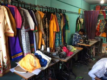 Male tailors will not be able to take measurements of women's clothes in UP, proposal of State Women's Commission | यूपी में पुरुष टेलर नहीं ले सकेंगे महिलाओं के कपड़ों की माप! राज्य महिला आयोग का प्रस्ताव Male tailors will not be able to take measurements of women's clothes in UP, proposal of State Women's Commission | यूपी में पुरुष टेलर नहीं ले सकेंगे महिलाओं के कपड़ों की माप! राज्य महिला आयोग का प्रस्ताव