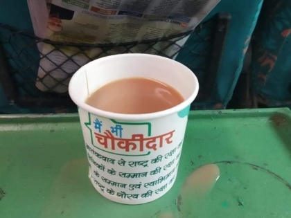 Main bhi Chowkidar cups used in Shatabdi Train, Rail Ministry Takes Note | 'मैं भी चौकीदार' लिखे कप में बंटी चाय-कॉफी, शताब्दी ट्रेन में आचार संहिता का उल्लंघन की उठी बात, रेल मंत्रालय सख्त