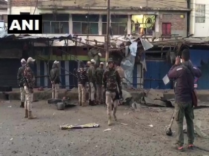 Manipur: IED bomb blast in Imphal, security personnel encircle the area | मणिपुर: इंफाल में आईईडी बम ब्लास्ट, सुरक्षा जवानों ने घेरे में लिया पूरा इलाका