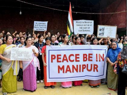 Manipur violence: Center constitutes peace committee headed by governor, includes Kuki and Meitei groups | मणिपुर हिंसा: केंद्र ने गवर्नर की अगुवाई में गठित की शांति समिति, कुकी और मेइती समूहों को भी किया गया शामिल Manipur violence: Center constitutes peace committee headed by governor, includes Kuki and Meitei groups | मणिपुर हिंसा: केंद्र ने गवर्नर की अगुवाई में गठित की शांति समिति, कुकी और मेइती समूहों को भी किया गया शामिल