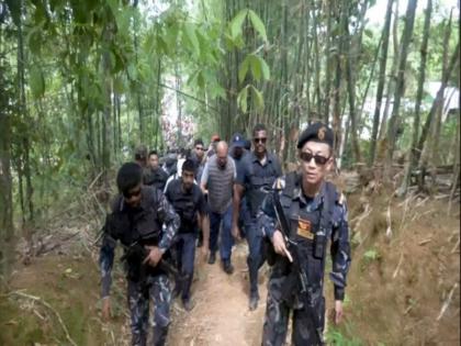 6,000 cases registered in caste Manipur violence agencies keeping a close watch on digital platforms Govt sources | मणिपुर में जातीय हिंसा मामले में 6,000 केस दर्ज, एजेंसियों ने डिजिटल प्लेटफॉर्म पर कड़ी की निगरानीः सरकारी सूत्र