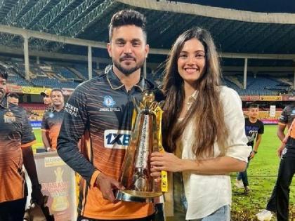 Amidst rumors of Yuzvendra Chahal Dhanashree Verma divorce Manish Pandey Unfollowed wife ashrita shetty on Instagram | चहल-धनश्री के तलाक की अफवाहों के बीच इस क्रिकेटर का टूटने वाला है घर! इस्टाग्राम पर पत्नी को किया अनफॉलो