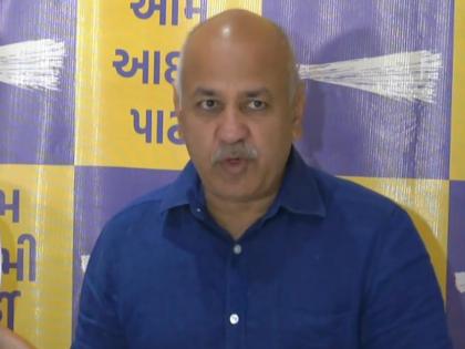 Gujarat Manish Sisodia promises to build a luxurious school every 4 km in eight cities | गुजरात के आठ शहरों में हर 4 किमी पर एक शानदार स्कूल बनाने का मनीष सिसोदिया ने किया वादा; कहा- 32,000 स्कूल खराब स्थिति में Gujarat Manish Sisodia promises to build a luxurious school every 4 km in eight cities | गुजरात के आठ शहरों में हर 4 किमी पर एक शानदार स्कूल बनाने का मनीष सिसोदिया ने किया वादा; कहा- 32,000 स्कूल खराब स्थिति में