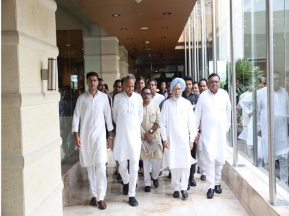 Former PM Manmohan Singh files nomination from Rajasthan for Rajya Sabha seat | राजस्थान से पूर्व PM मनमोहन सिंह ने नामांकन दाखिल किया, राज्यसभा में जाना तय!