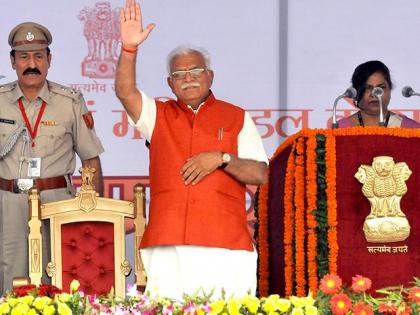 manohar lal khattar will take oath today as haryana cm, Dushyant to be deputy CM | मनोहर लाल खट्टर आज दिवाली पर लेंगे हरियाणा के मुख्यमंत्री पद की शपथ, दुष्यंत चौटाला होंगे उपमुख्यमंत्री