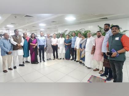 21 MPs of opposition alliance INDIA leave for violence-hit Manipur will visit two relief camps | हिंसाग्रस्त मणिपुर के लिए रवाना हुए विपक्षी गठबंधन I.N.D.I.A के 21 सांसद, दो राहत शिविरों का करेंगे दौरा
