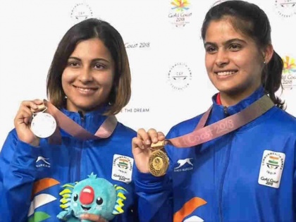 Commonwealth Games 2018: Manu Bhaker wins gold and Heena Sidhu silver in women’s 10m air pistol | CWG 2018: शूटिंग में मनु भाकर ने गोल्ड, हिना सिद्धू ने सिल्वर पर लगाया निशाना