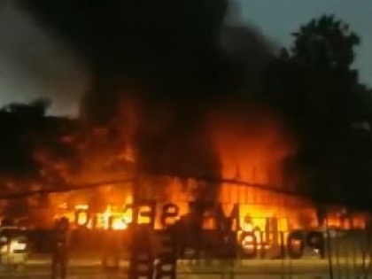 Maratha Reservation Movement Mob sets fire to MLA residence of Ajit Pawar group 49 people arrested | Maratha Reservation Protest: अजित पवार गुट के विधायक आवास में भीड़ ने लगाई आग, अब 49 लोग गिरफ्तार
