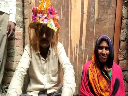 Uttar pradesh after 28 year of live in relationship 65 year old man married with a 60 year old women | मुकम्मल हुआ इश्क, लिव इन में 28 साल के बाद 65 साल के व्यक्ति ने 60 साल की महिला से की शादी, नाती-पोते बने बाराती
