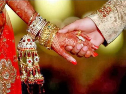 Gujarat News A 24-year-old girl in Vadodara is all set to marry herself | गुजरात: वडोदरा में होगी अनोखी शादी, लड़की रचाएगी खुद से ब्याह, जानें पूरा मामला