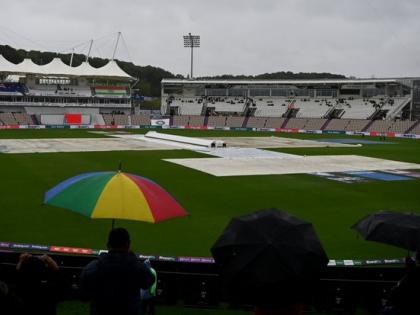 World Test Championship Final Fourth day's play canceled not a single ball could be bowled due to rain | विश्व टेस्ट चैंपियनशिप फाइनलः फैंस को झटका, चौथे दिन का खेल रद्द, बारिश के कारण नहीं फेंकी जा सकी एक भी गेंद