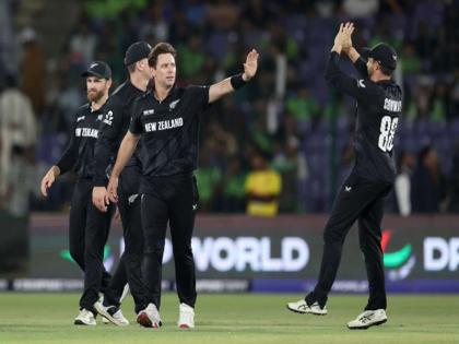 IND vs NZ: Matt Henry breaks Shoaib Akhtar's Champions Trophy record against India | IND vs NZ: चैंपियंस ट्रॉफी में मैट हेनरी बने भारत के खिलाफ 5 विकेट लेने वाले पहले गेंदबाज, तोड़ा शोएब अख्तर का रिकॉर्ड