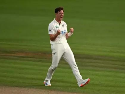 Zimbabwe vs New Zealand, 1st Test 2025 ZIM 149-10 NZ 92-0 New Zealand trail 57 runs Matt Henry 15-3 overs 3 maid 39 runs 6 wickets | Zimbabwe vs New Zealand, 1st Test 2025: 15.3 ओवर, 39 और 6 विकेट, जिम्बाब्वे 149 रन पर सिमटा, न्यूजीलैंड 57 रन पीछे