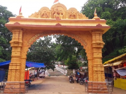 titlagarh temple odisha, know the amazing mysterious things about titlagarh shiv-parvati temple | गजब! बाहर प्रचंड गर्मी और गर्भगृह में होता है सर्दी का एहसास, अनोखा है भगवान शिव-पार्वती का ये मंदिर