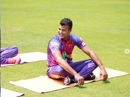 Vijay Hazare Trophy 2018: Mayank Agarwal proposed her girlfriend on London Eye | रोमांस में कोहली से कम नहीं है ये बल्लेबाज, 135 मीटर ऊंचाई पर किया था गर्लफ्रेंड को प्रपोज