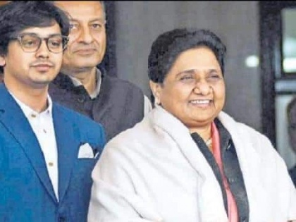 Uttar Pradesh BSP chief Mayawati will bet nephew Akash Focus Dalit, Muslim and backward class youth Lok Sabha elections 2024 | उत्तर प्रदेशः भतीजे आकाश पर दांव लगाएगी बसपा प्रमुख मायावती!, दलित, मुस्लिम और पिछड़े वर्ग के युवाओं पर फोकस, लोकसभा चुनाव 2024 पर नजर
