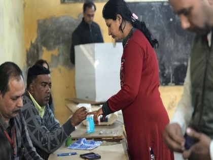 MCD polls 2022 BJP claims several names deleted from voter list, moves EC | एमसीडी चुनाव 2022: भाजपा का दावा, मतदाता सूची से कई नाम हटाए गए, चुनाव आयोग से की शिकायत