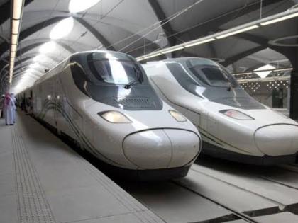 Five people were injured in a high-speed train connecting Mecca and Medina | मक्का-मदीना को जोड़ने वाली हाई स्पीड ट्रेन में आग लगी, पांच लोग जख्मी Five people were injured in a high-speed train connecting Mecca and Medina | मक्का-मदीना को जोड़ने वाली हाई स्पीड ट्रेन में आग लगी, पांच लोग जख्मी