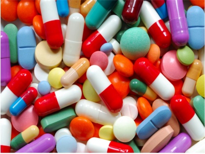 Govt bans 14 fixed dose combination drugs including Paracetamol over health risk | सरकार ने पेरासिटामोल सहित 14 फिक्स डोज कॉम्बिनेशन दवाओं को किया बैन, देखें प्रतिबंधित दवाओं की पूरी लिस्ट