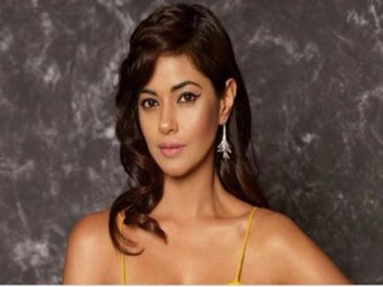 Priyanka Chopra Cousin Meera Chopra Receives Rape And Death Threats From Jr NTR Fans | प्रियंका चोपड़ा की बहन मीरा को मिली रेप की धमकी, महिला आयोग ने पुलिस से मामले की जांच करने को कहा