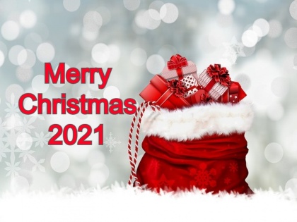 christmas 2021 Gifts according to vastu shastra on christmas | Christmas 2021 Gift: क्रिसमस पर जरूर दें वास्तु के अनुसार दोस्तों, रिश्तेदारों और करीबी लोगों को ये गिफ्ट्स, चमकेगा भाग्य का सितारा