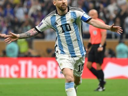 Argentina Vs France FIFA World Cup 2022 Final Goals Messi and Di Maria give Argentina half-time lead 2-0 social medis Elon Musk tweet see video | Argentina Vs France FIFA World Cup 2022 Final: मेसी जैसा कोई नहीं, फाइनल में पहला गोल करते सोशल मीडिया पर छाए, देखें वीडियो