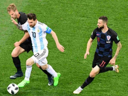 FIFA World Cup 2018: How Argentina and Messi can still qualify for the knockout, Here is the scenario | FIFA World Cup: अभी खत्म नहीं हुआ है अर्जेंटीना का सफर, अब भी ऐसे पहुंच सकता है नॉकआउट में