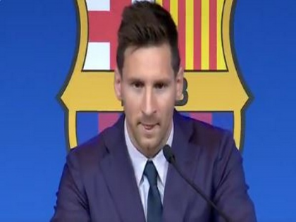 Not prepared for this this is very difficult tears as he leaves Footballer Lionel Messi departure Barcelona FC | रोते हुए बार्सीलोना से विदा हुए लियोनल मेसी, कहा-क्लब छोड़ने के लिए तैयार नहीं था, लेकिन