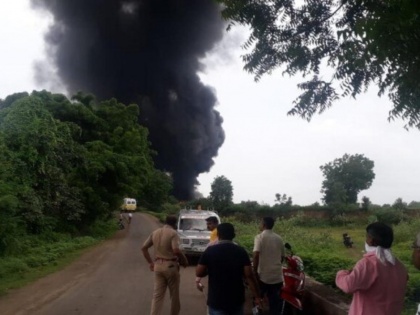 Maharashtra 13 dead, 58 injured in Dhule chemical factory blast | महाराष्ट्र में केमिकल फैक्ट्री में विस्फोट, 13 लोगों की मौत 58 घायल, गृहमंत्री ने मुख्यमंत्री से की बात