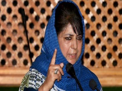 J&K CM mehbooba mufti says will bring law make death penalty for who rape minors on kathua rape murder | कठुआ गैंगरेप केस पर बोलीं महबूबा मुफ्ती: बच्चियों से रेप करने वालों के लिए मौत की सजा
