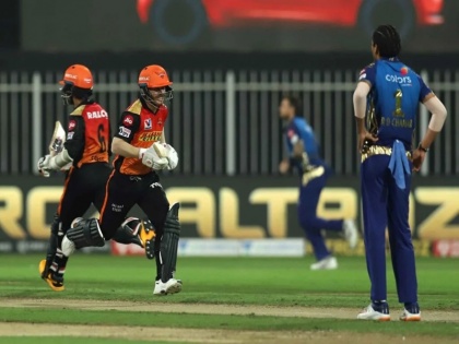 David Warner-Wriddhiman Saha Show Takes SunRisers Hyderabad To Playoffs create many recored | IPL 2020: मुंबई के खिलाफ धमाकेदार जीत के साथ प्लेऑफ में पहुंची हैदराबाद, डेविड वॉर्नर ने रचा इतिहास, मैच में बने कई बड़े रिकॉर्ड