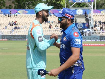 IPL 2022 Mumbai Indians won toss opted field Debut Fabian Allen cap Kieron Pollard see 11 | IPL 2022: लखनऊ सुपर जायंट्स के खिलाफ रोहित शर्मा ने जीता टॉस, ये खिलाड़ी कर रहा डेब्यू, जानें प्लेइंग इलेवन