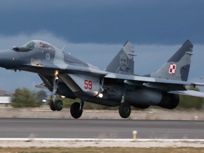 Defence Ministry approves proposal 33 new fighter aircraft Russia 12 Su-30MKIs and 21 MiG-29s | लद्दाख सीमा पर तनावः रूस से बड़ी डील, 21 नए मिग-29 और 12 सुखोई खरीदे जाएंगे, 38,900 करोड़ की लागत