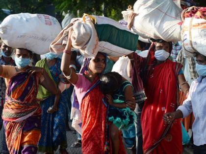 in Corona epidemic 25 thousand non Kashmiri migrant workers leave Kashmir return to Jammu Kashmir | कोरोना महामारी में कश्मीर छोड़ 25 हजार गैर कश्मीरी प्रवासी श्रमिक जम्मू कश्मीर वापस लौटे