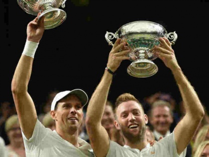 Wimbledon 2018: Mike Bryan wins17th Grand Slam doubles title, first without his twin brother bob | विंबलडन: माइक ब्रायन ने जीता रिकॉर्ड 17वां ग्रैंडस्लैम, जुड़वा भाई बॉब के बिना पहला खिताब
