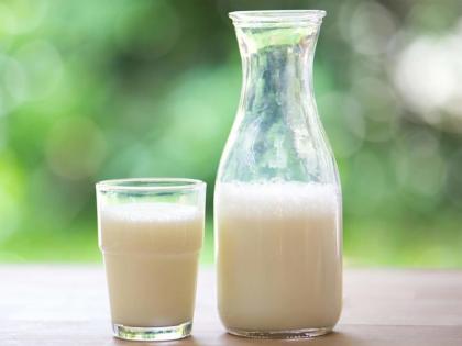 Know Why You Should Not Drink Milk Before Bedtime | रात को सोने से पहले न करें दूध का सेवन, जानें इसे पीने का सही समय Know Why You Should Not Drink Milk Before Bedtime | रात को सोने से पहले न करें दूध का सेवन, जानें इसे पीने का सही समय