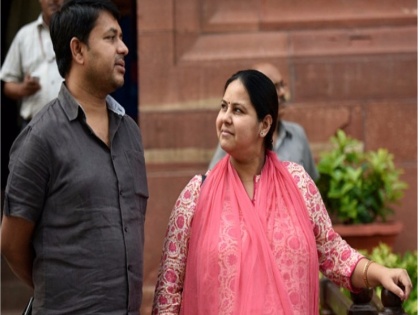 Misa Bharti and her husband and others summoned by CBI Special court in money laundering case | मनी लॉन्ड्रिंग केस: मीसा भारती और उनके पति को मिला कोर्ट का समन, पांच मार्च को हाजिर होने का आदेश