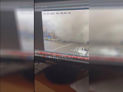 Russia Ukraine War Missile attack on the Kharkiv regional administration watch video | Russia Ukraine War: रूसी सेना ने खारकीव में क्षेत्रीय प्रशासन भवन पर मिसाइल से किया हवाई हमला, सामने आया वीडियो Russia Ukraine War Missile attack on the Kharkiv regional administration watch video | Russia Ukraine War: रूसी सेना ने खारकीव में क्षेत्रीय प्रशासन भवन पर मिसाइल से किया हवाई हमला, सामने आया वीडियो