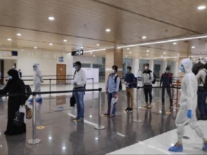 Corona Lockdown: Kerala people apply the most to come from abroad, more number of students | Corona Lockdown: विदेश से आने के लिए महाराष्ट्र के 4000 से अधिक लोगों ने किया आवेदन, छात्रों की संख्या ज्यादा