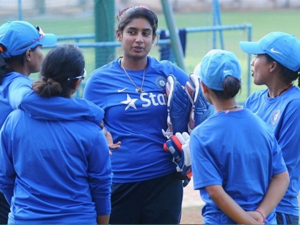 After the foreign tour it was difficult to play in domestic situation says mithali raj | भारतीय महिला टीम की कप्तान ने दी सफाई, ऑस्ट्रेलिया से 3-0 से इसलिए हारी टीम इंडिया