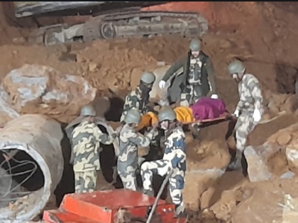 Eight killed in stone quarry collapse in Mizoram | मिजोरम में पत्थर की खदान धंसने की घटना में आठ लोगों की मौत, चार लापता, तलाश जारी