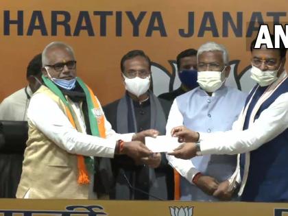 UP Election 2022 sp up ex cm mulayam singh yadav Sirsaganj Firozabad MLA Hari Om Yadav join bjp | UP Election 2022: भाजपा ने सपा पर किया पलटवार, पूर्व मुख्यमंत्री मुलायम सिंह यादव के करीबी विधायक हरिओम बीजेपी में