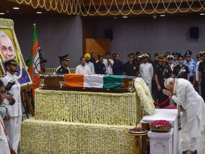 PM Narendra Modi will go to the tomb of Atal Bihari Vajpayee before the oath ceremony | शपथ से पहले अटल बिहारी वाजपेयी की समाधि पर जाएंगे पीएम नरेंद्र मोदी