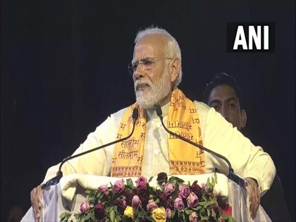 Prime Minister Narendra Modi said in Ayodhya, "In the nectar of independence, a will power like Lord Ram will take the country to new heights" | प्रधानमंत्री नरेंद्र मोदी ने अयोध्या में कहा, "आजादी के अमृतकाल में भगवान राम जैसी संकल्प शक्ति देश को नई ऊंचाई पर ले जाएगी"