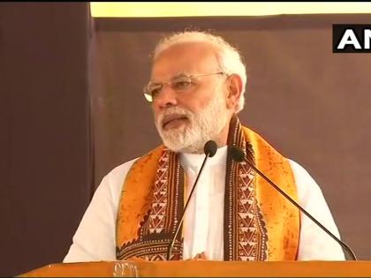 PM Narendra Modi speaking at the convocation of Visva Bharati University, LIVE news Updates | विश्व भारती में पीएम मोदी ने छात्रों से मांगी माफी, कहा- रास्ते में मुझे कर रहे थे इशारे...